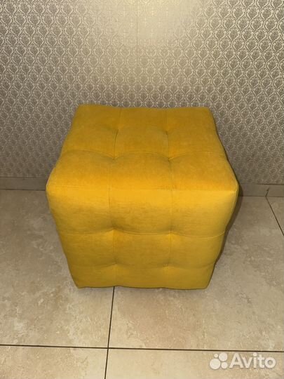 Пуфик в прихожую