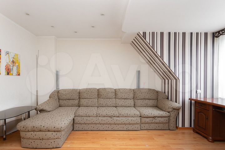 3-к. квартира, 76 м², 3/3 эт.