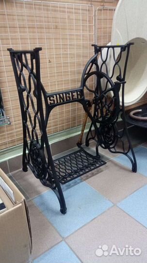 Станина от швейной машинки singer