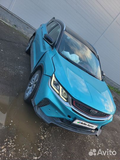 Geely Coolray 1.5 AMT, 2023, битый, 9 000 км
