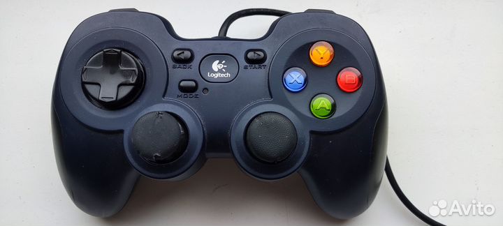 Logitech 310 геймпад