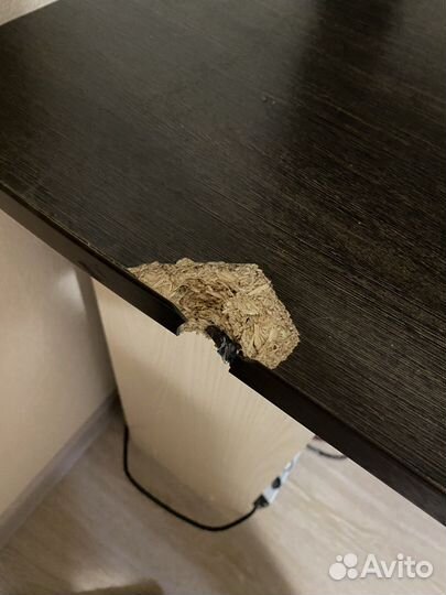 Угловой письменный стол