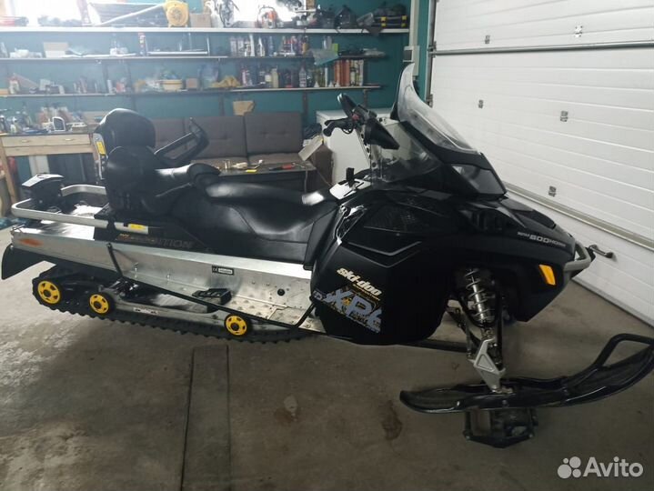 Продам снегоход BRP