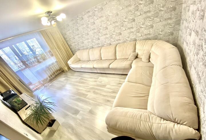 4-к. квартира, 85 м², 2/5 эт.