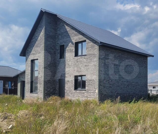 Дом 170 м² на участке 8 сот.