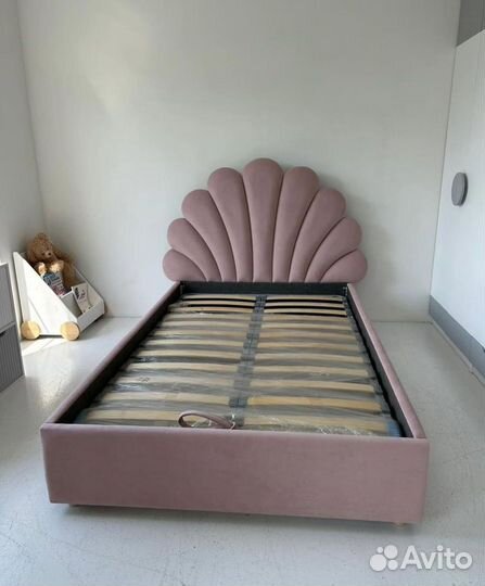 Кровати односпальная, двухспальная. Доставка