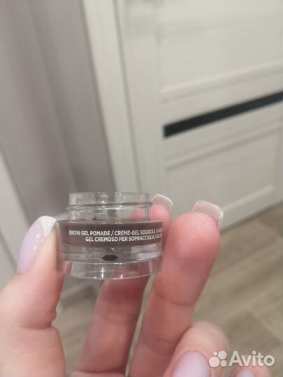 Тени для бровей