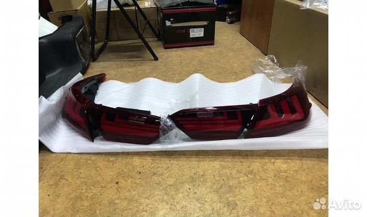 Camry 70 Стоп сигналы стиль Lexus вид 3 O5GW3