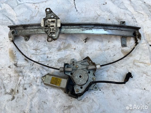 Стеклоподъемник Nissan Maxima (A32) IV (1995-2000)
