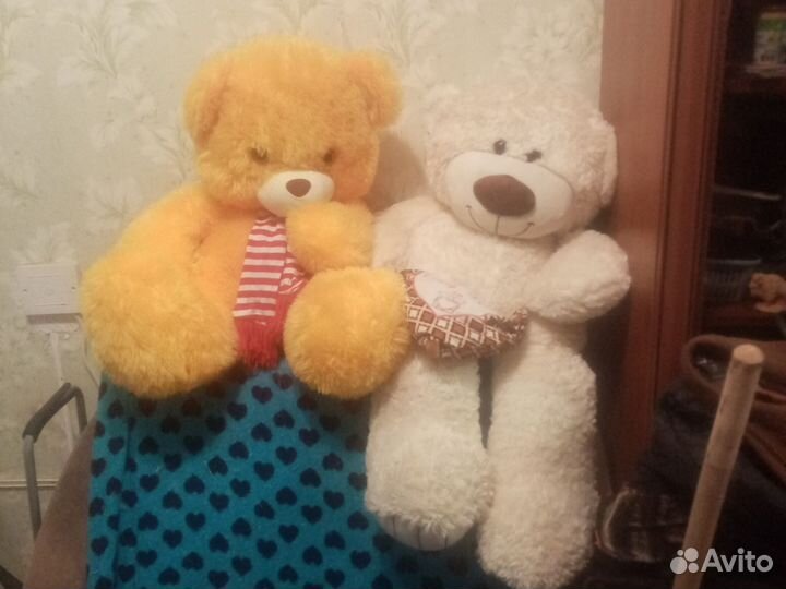 Большие плюшевые медведи