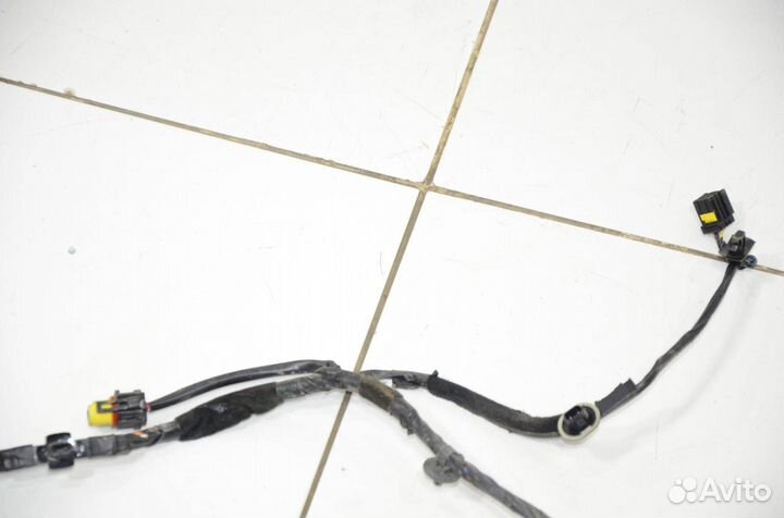 Проводка двери передняя правая Hyundai Solaris RB