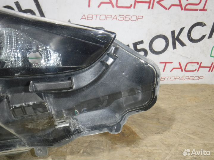 Фара правая Lexus IS 3 (2013-2016) F-Sport