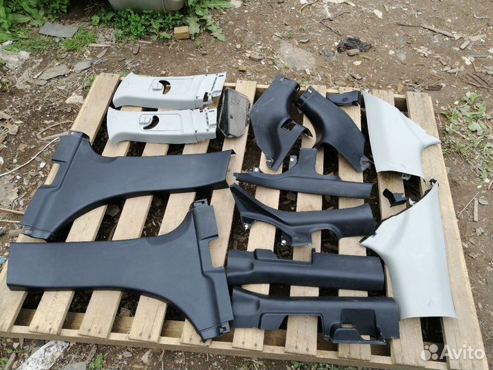 Пластик/обшивки салона Mitsubishi lancer 10