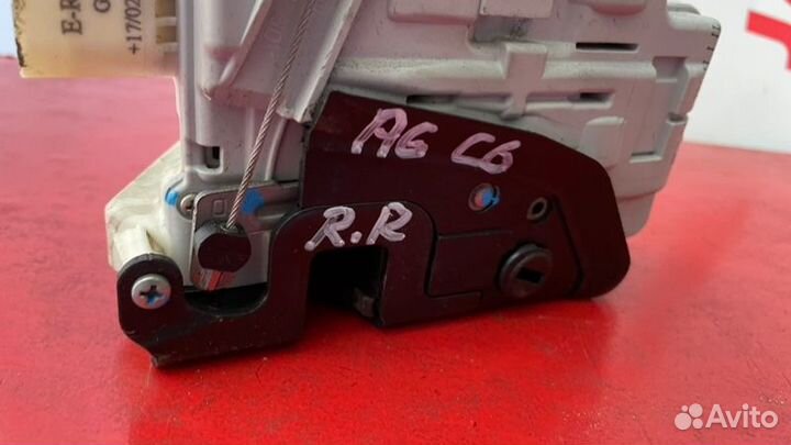 Замок двери задний правый Audi A6 C6 BDW 2.4