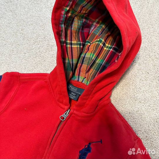 Комплект фирменных вещей