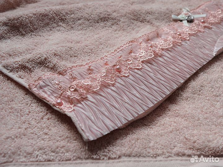 Полотенце новое розовое на подарок
