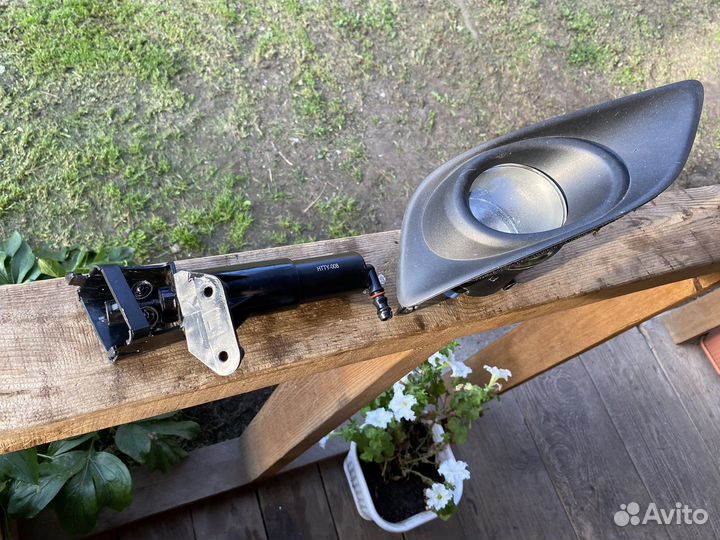 Фара противотуманная Toyota