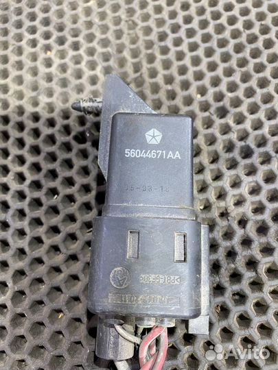 Реле свечей накаливания Jeep Liberty KJ 2.8 CRD