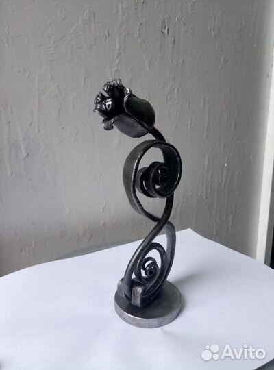 Статуэтка кованая, тюльпан