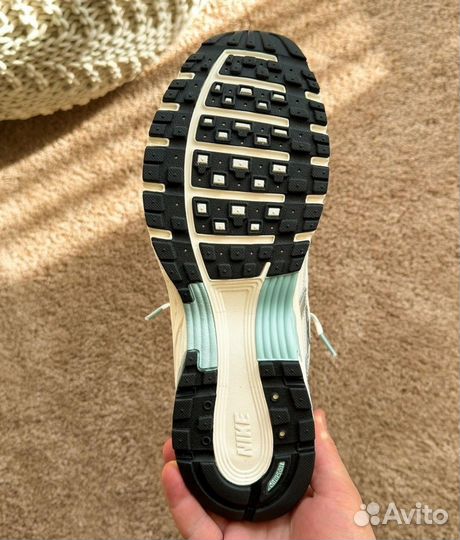 Кроссовки nike p6000