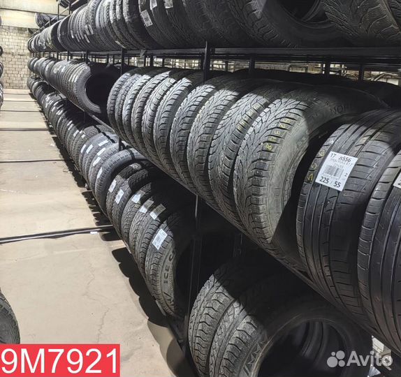 Dunlop Graspic DS3 215/65 R16 98N