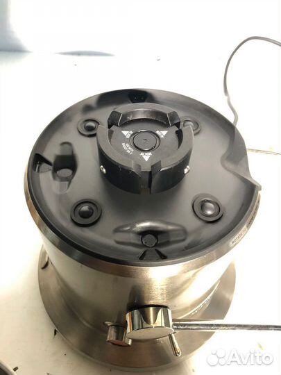 Соковыжималка Bork S800