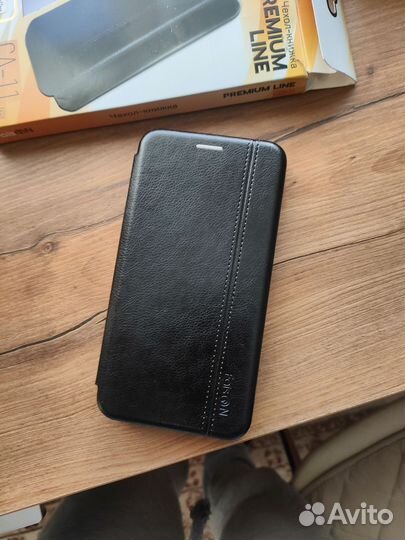 Чехлы для телефонов