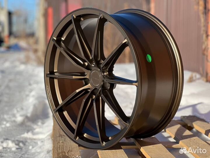 Кованые разноширокие диски Brixton r21 5x112