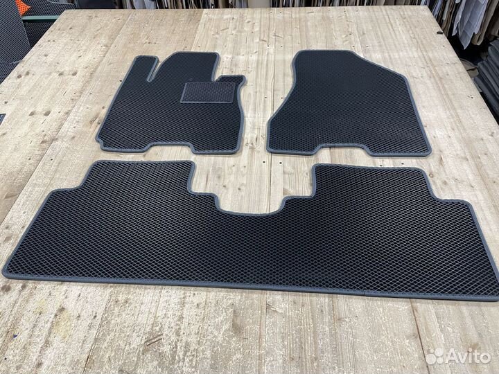 Автоковрики EVA для Hyundai Tucson 2004-2010