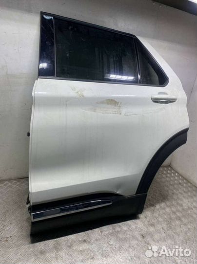 Стекло двери задней левой Ford Explorer 6 2020
