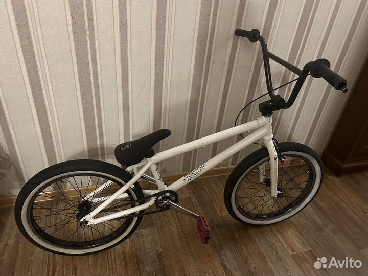 Трюковой велосипед bmx