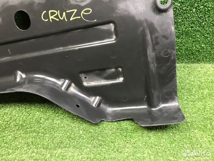Пыльник Chevrolet Cruze 2009-2016