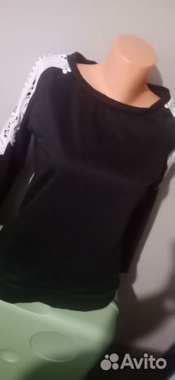 Легкая блуза-свитерок р. 46-48