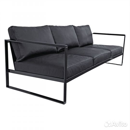 Кожаный диван