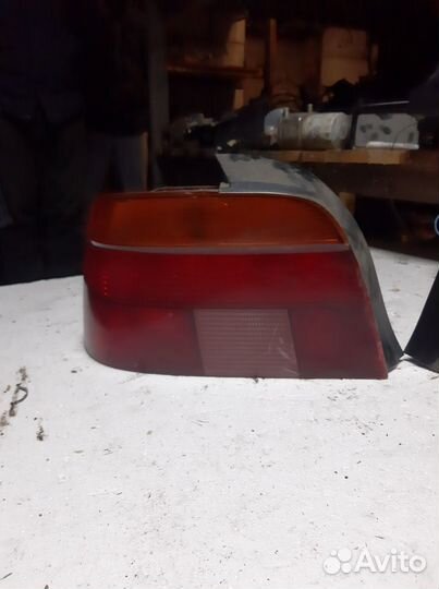 Фонарь задний правый левый бмв Е39 BMW E39