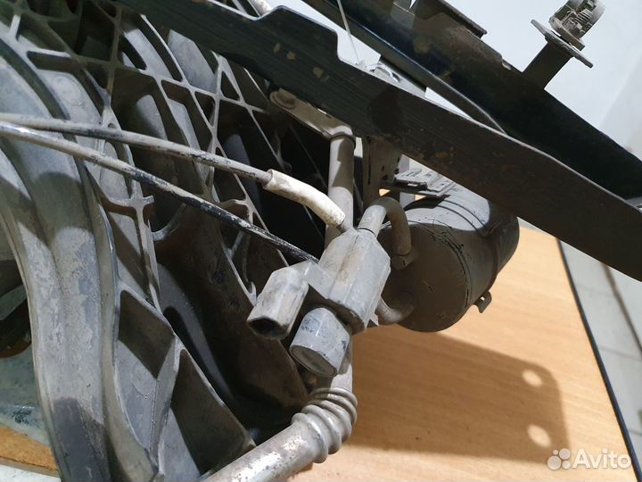 Впускной коллектор 1,6 шевроле лачетти 2007 год