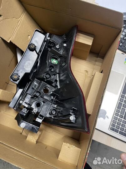 212-191ML-ue Фонар заде L