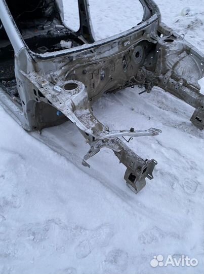 Четверть правая лонжерон Toyota Corolla 150