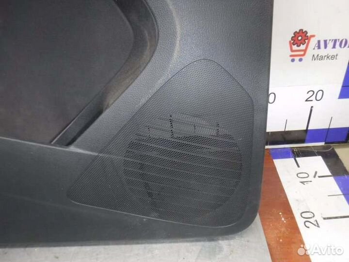 Обшивка двери передняя левая Volkswagen Tiguan