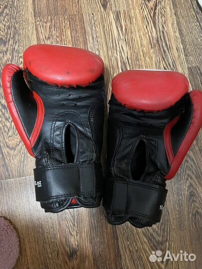 Боксерские перчатки 10 oz green hill