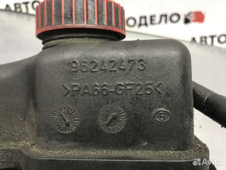 Бачок гур Peugeot 406 1997 г.в