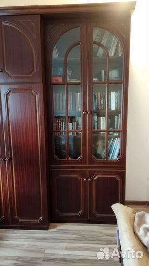 Стенка в гостиную