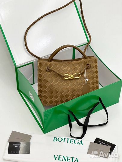 Сумка с ручкой Bottega Veneta замша кожа