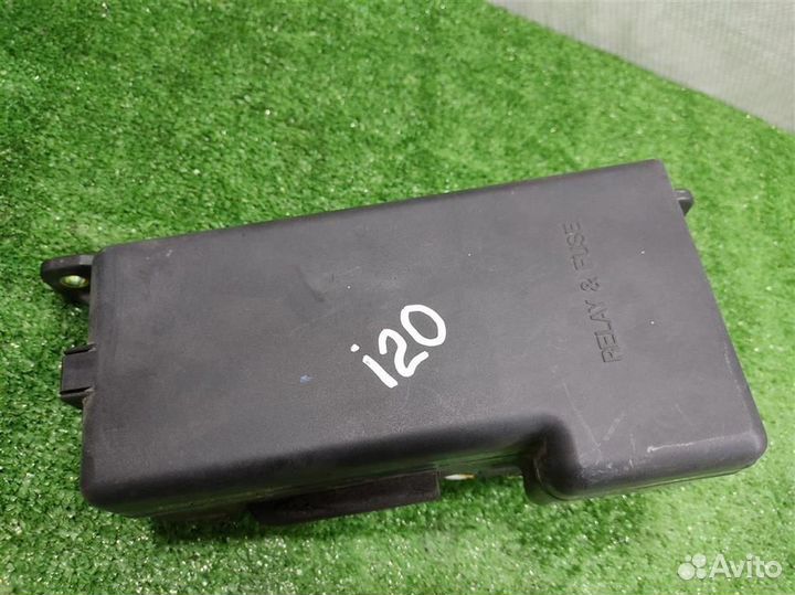 Блок предохранителей моторный Lexus RX300 (MCU15)