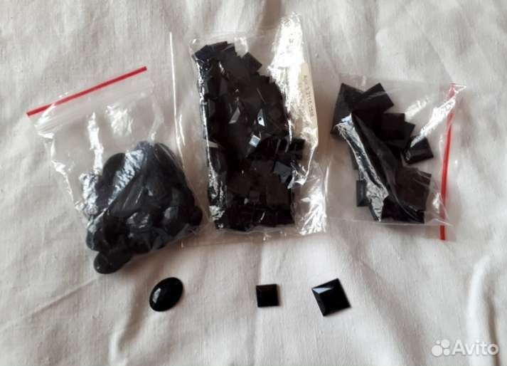 Стразы разные