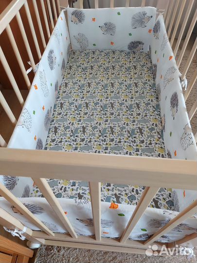 Детская кроватка