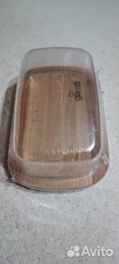 Маслёнка с крышкой