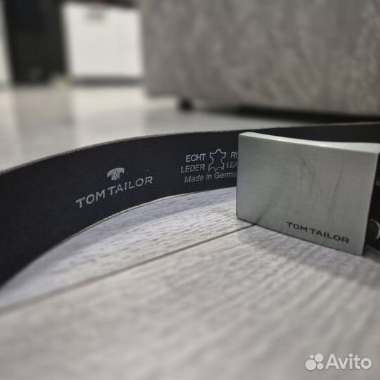 Мужской кожаный ремень