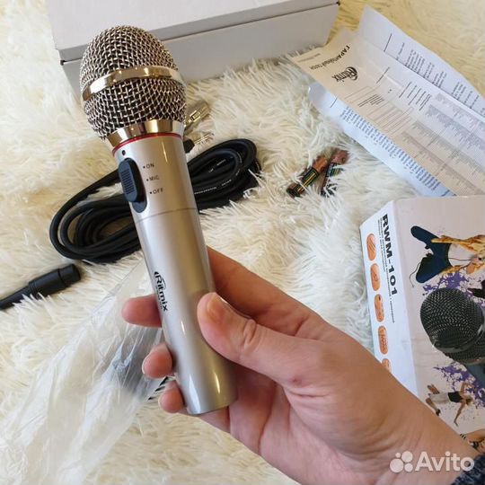 Радиомикрофон ritmix RWM-101, титан. Металический