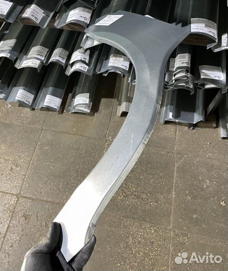 Арка левая Dodge Neon, Chrysler Neon 2000-2005